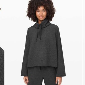 Lululemon retreat yourself pullover